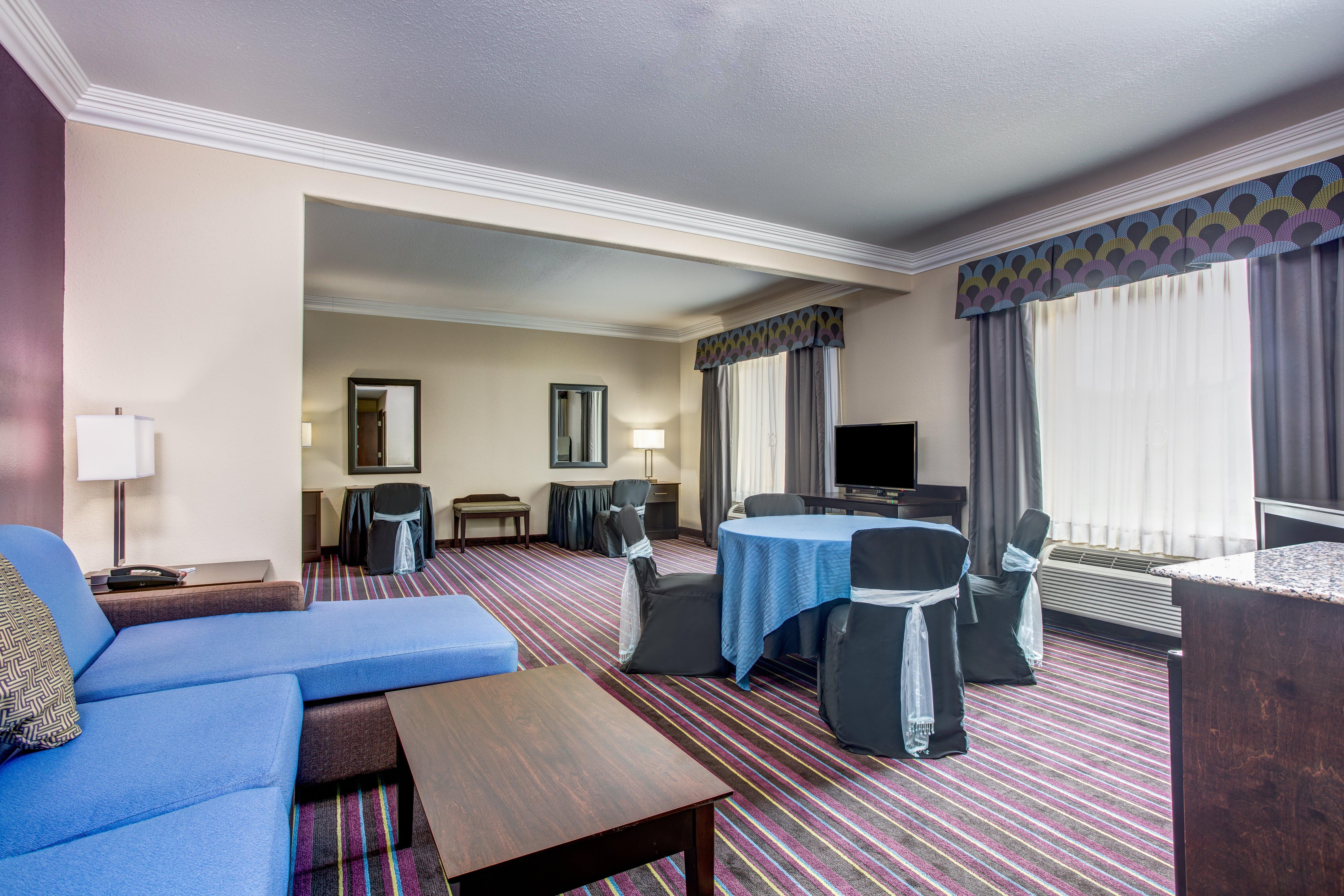 Holiday Inn Express & Suites Raceland - Highway 90 By Ihg Exterior photo